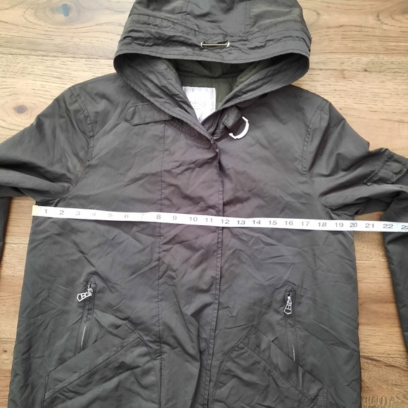 Zara Lightweight Jacket - Picture 12 of 16